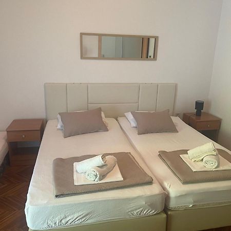 Apartments Ante Omiš Eksteriør billede