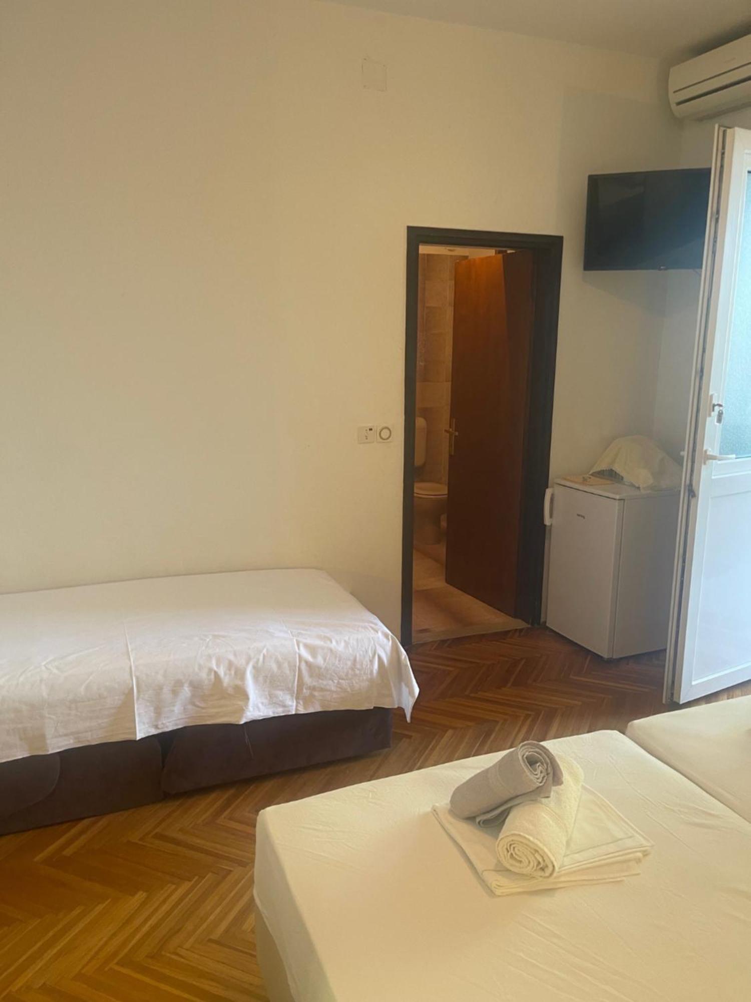 Apartments Ante Omiš Eksteriør billede