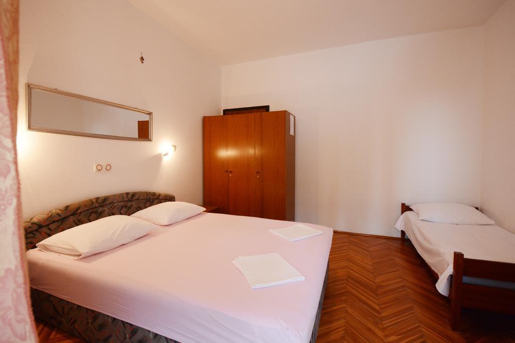 Apartments Ante Omiš Eksteriør billede