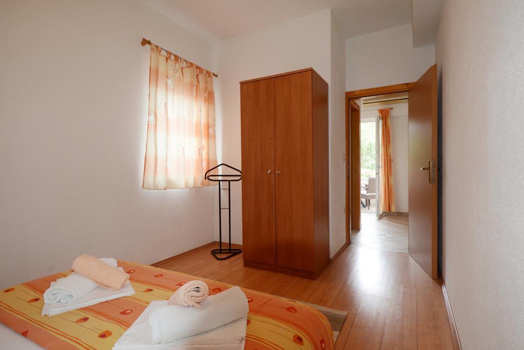 Apartments Ante Omiš Eksteriør billede