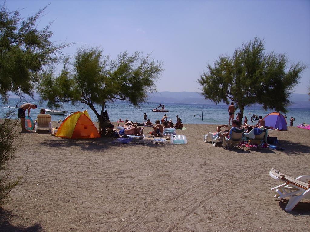 Apartments Ante Omiš Eksteriør billede