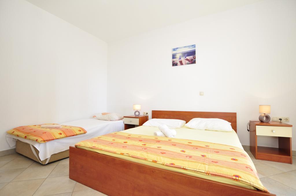 Apartments Ante Omiš Eksteriør billede